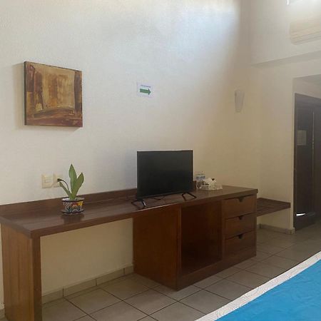 Hotel Pez Vela Manzanillo Eksteriør billede