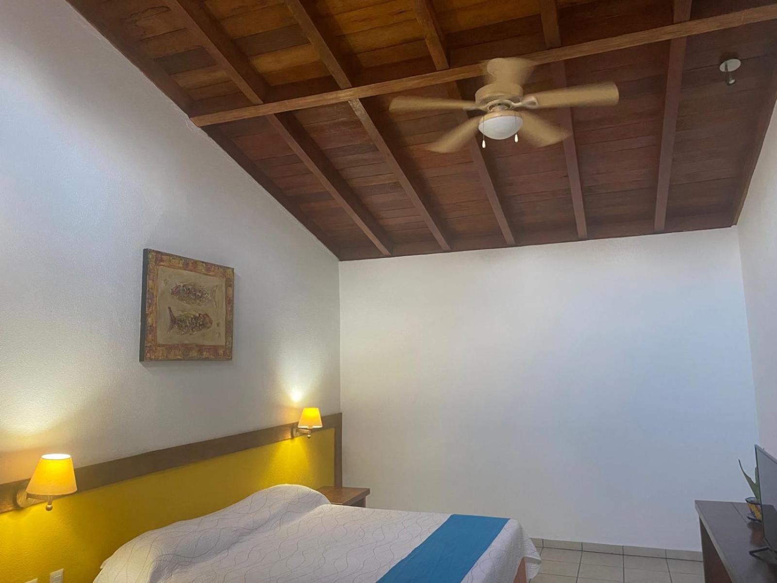 Hotel Pez Vela Manzanillo Eksteriør billede