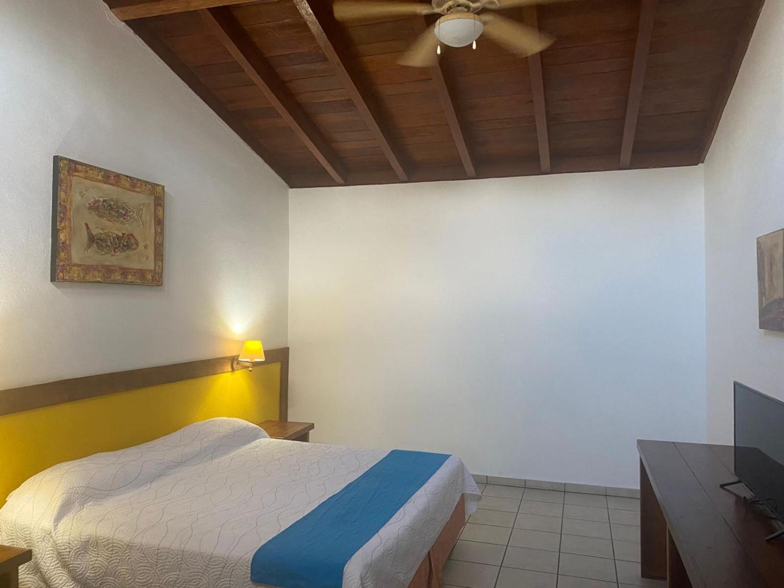 Hotel Pez Vela Manzanillo Eksteriør billede